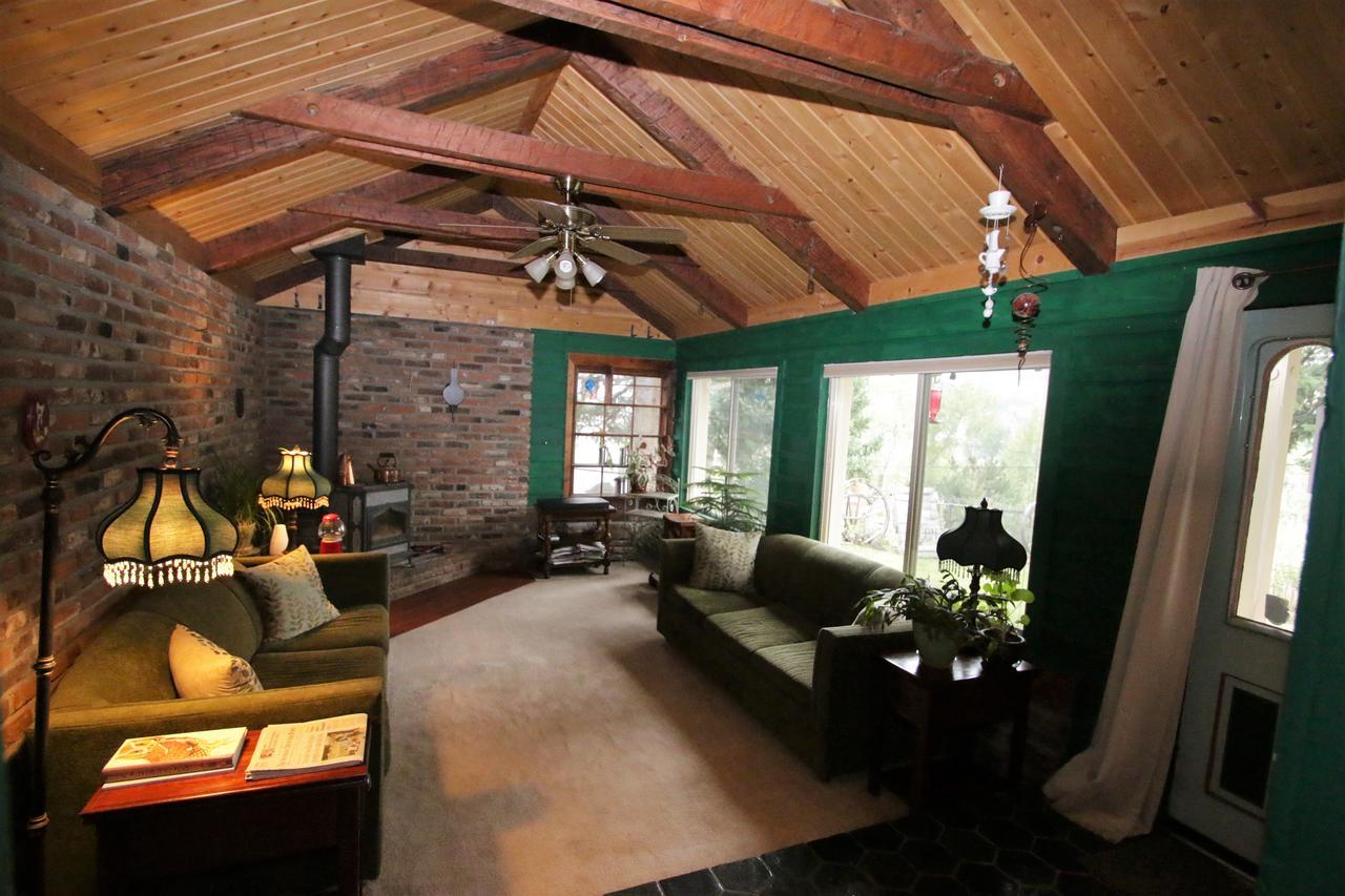 Skye Cottage Bed & Breakfast Central City 외부 사진